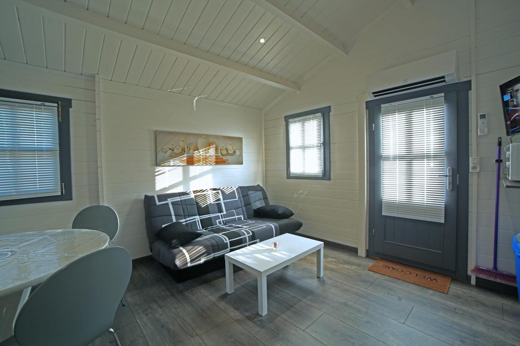Chalet Mont Ventoux Et Chalet Vip Camaret-sur-Aigues Habitación foto